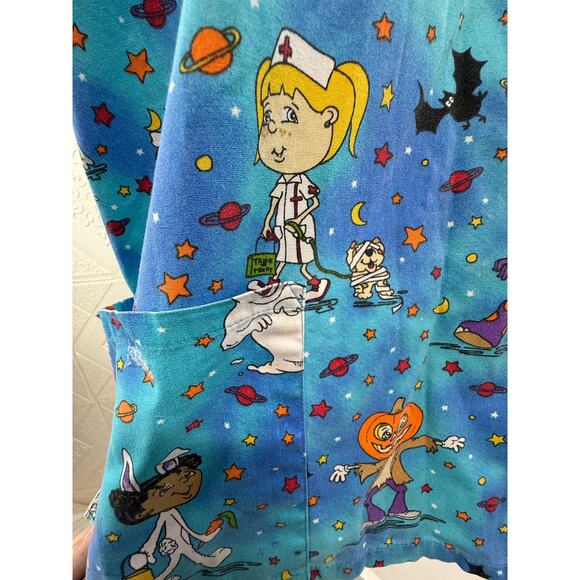 SCRUBS XL SB Fashion Scrubs TOP Blue 48 pit chest Halloween 3 pockets - Picture 8 of 15